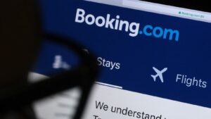 Come battere Booking.com: strategie SEO per agenzie di viaggio locali